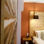 Apartman Rest On The Pedestrian Street Kalávrita