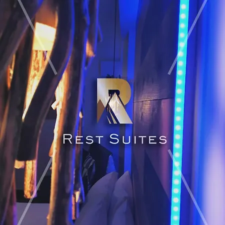 Apartment Rest On The Pedestrian Street *