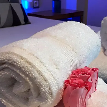 Apartment Rest On The Pedestrian Street *