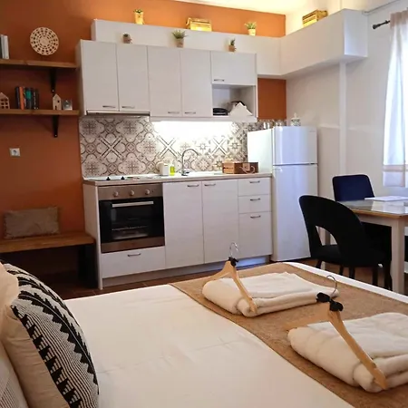 Rest On The Pedestrian Street *