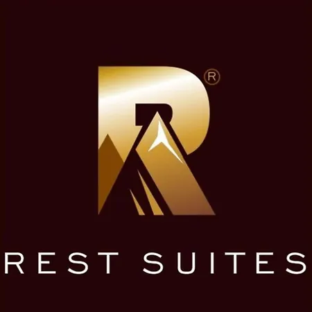 Rest On The Pedestrian Street *