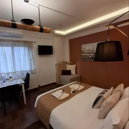 Apartment Rest On The Pedestrian Street Kalavryta