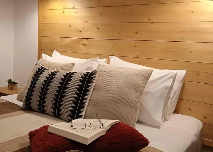 アパート Rest On The Pedestrian Street カラブリタ