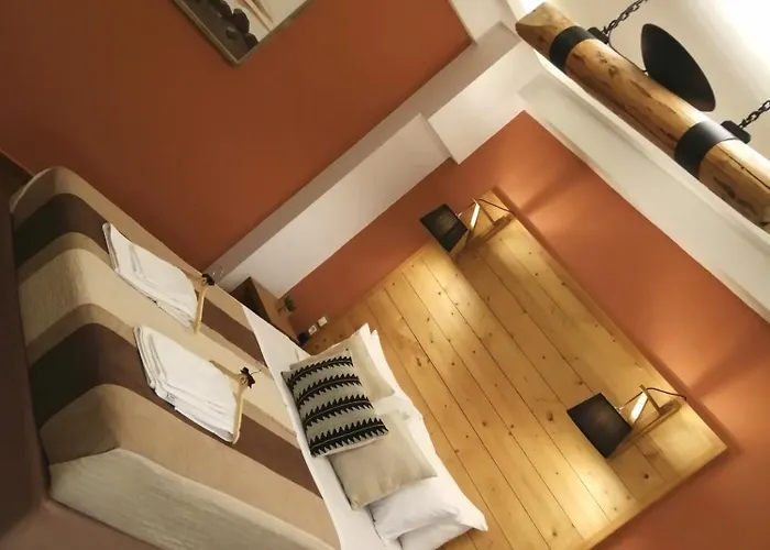 Rest On The Pedestrian Street *